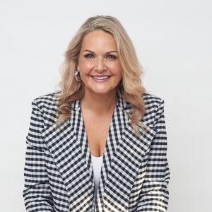 Meet your Posher, Denise